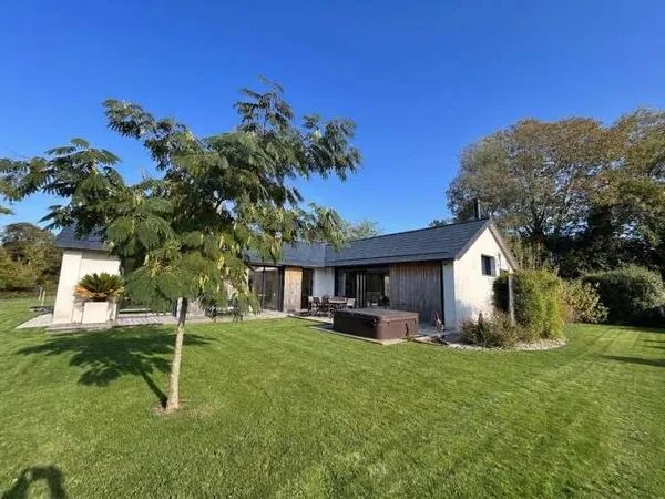 Maison 5 pièces 170 m²