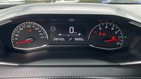 Peugeot 2008 1.2 PureTech 130ch S&S Style — photo 10