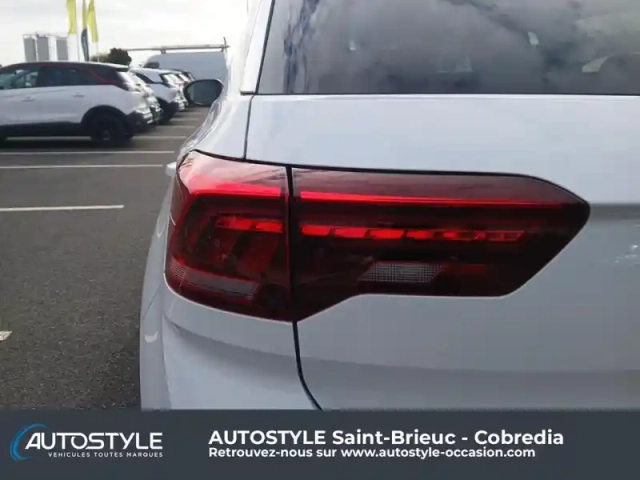 Volkswagen T-Roc 1.5 tsi evo 150ch style dsg7 — photo 4