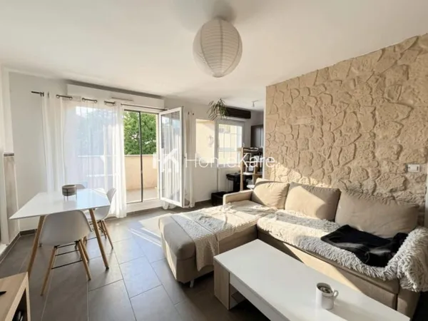 T2 CENTRE CASTELNAU