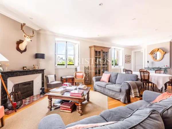 EXCLUSIVITE / BORDEAUX Centre : appartement rénové