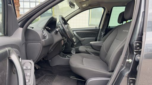Dacia Duster 1.5 dCI 110 - Prestige – 2015 – 149178 km – Diesel – Boîte Manuelle — photo 17