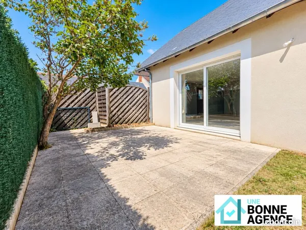 Plain-pied de 124 m² - 3 chambres - Garage et Jardin