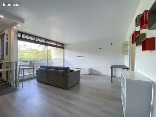 Studio meublé de 26 m² - Pantin (93500)