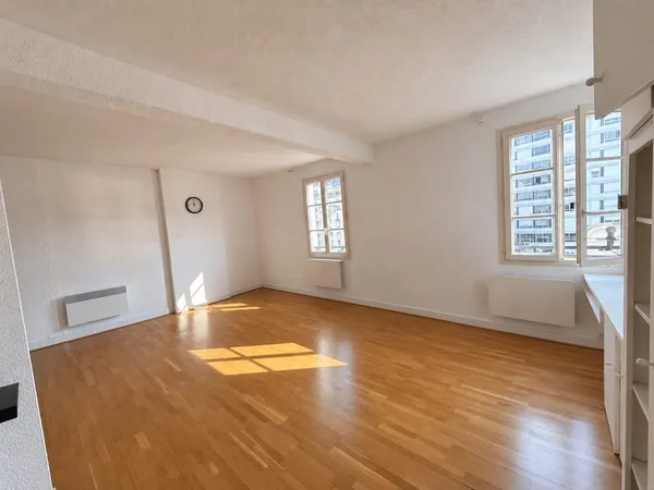 Studio 1 pièce 29 m²