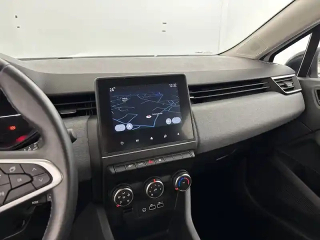 Renault Clio tce 90 — photo 26
