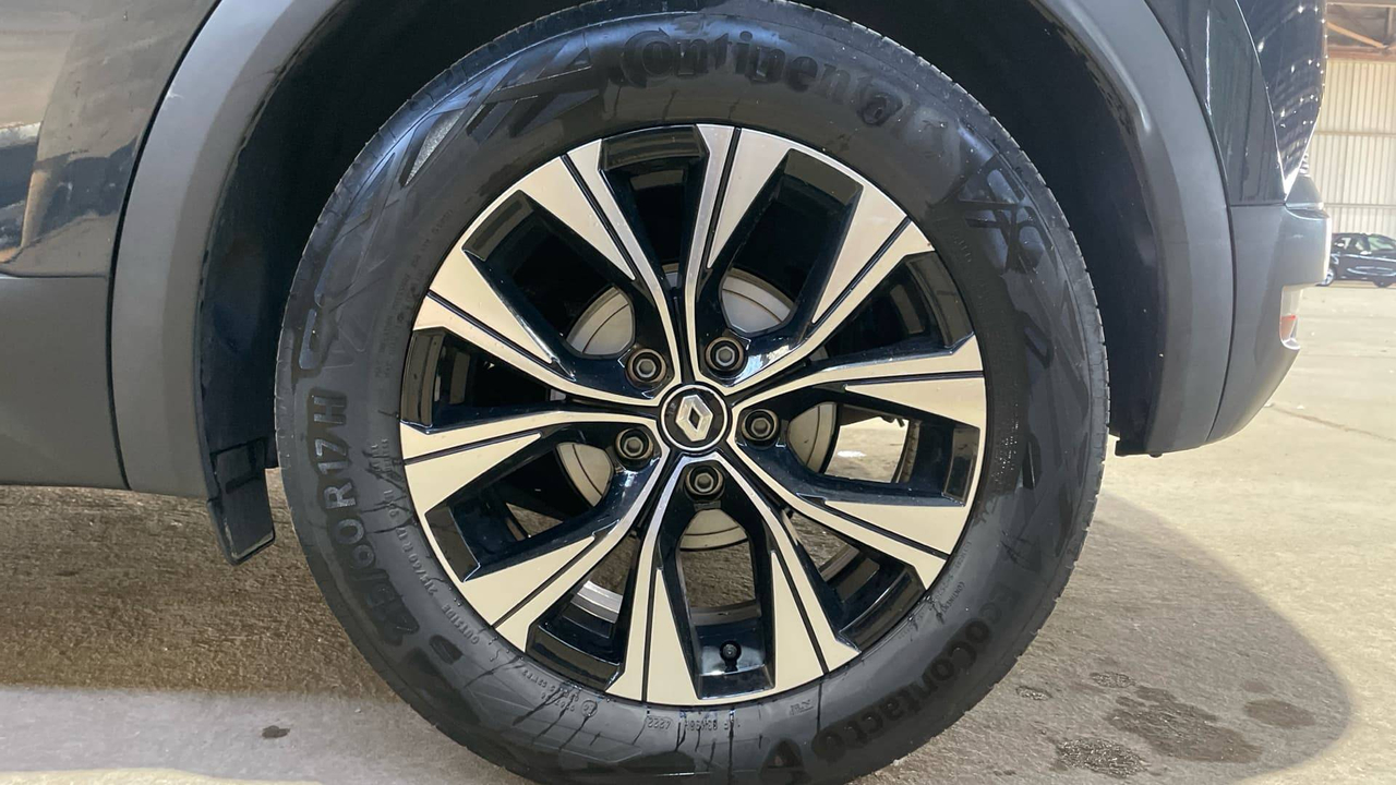 Renault Captur E-Tech full hybrid 145 — photo 9