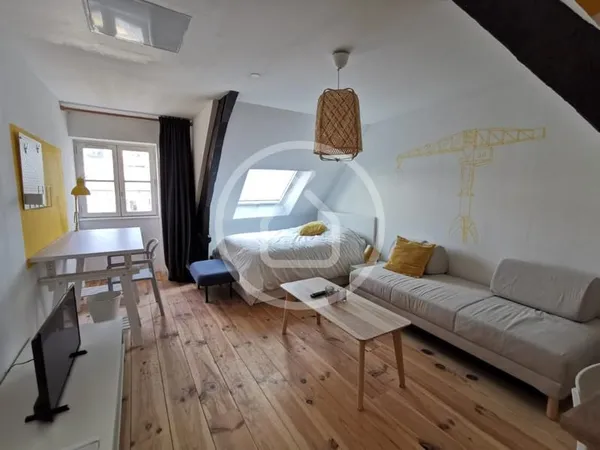 NANTES - MÉDIATHEQUE - Appartement MEUBLÉ - 1 pièce - 30.5m² - 06/D