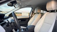 Land-Rover Discovery Sport P300e 309ch Dynamic SE — photo 16