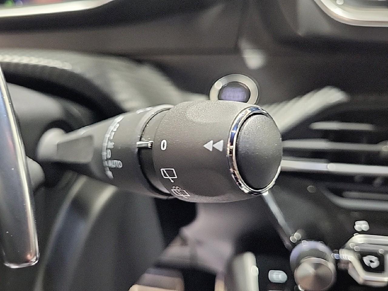 Peugeot 2008 puretech 130 s&s eat8 gt — photo 21