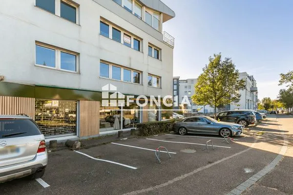 Local 268 m²