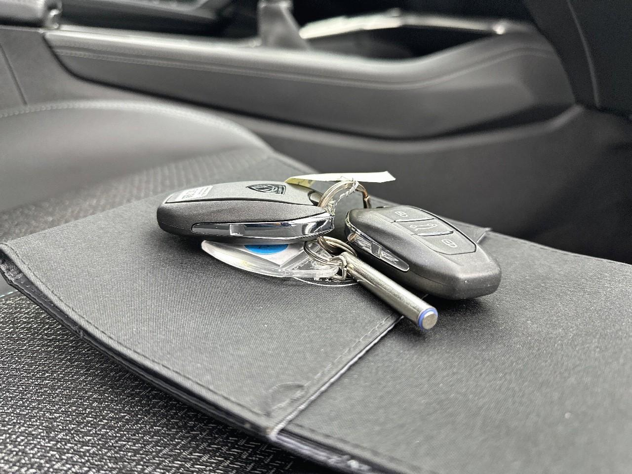 Peugeot 308 bluehdi 130ch s&s bvm6 allure pack — photo 36