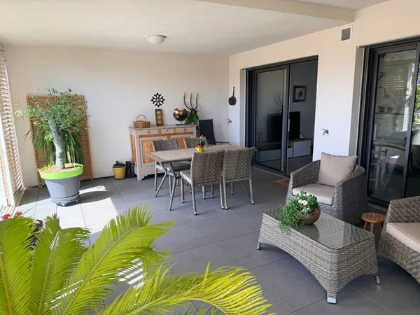 Appartement 5 pièce(s) 98.71 m2 DEUX GRANDE TERRASSE + GARAGE