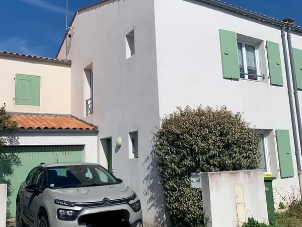 Maison à La Cotiniére à louer à l'année