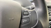 Peugeot 2008 1.2 PureTech 110ch Allure S&S — photo 22