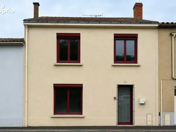 Maison 5 pièces potentielle à Saint-Vincent-Sterlanges
