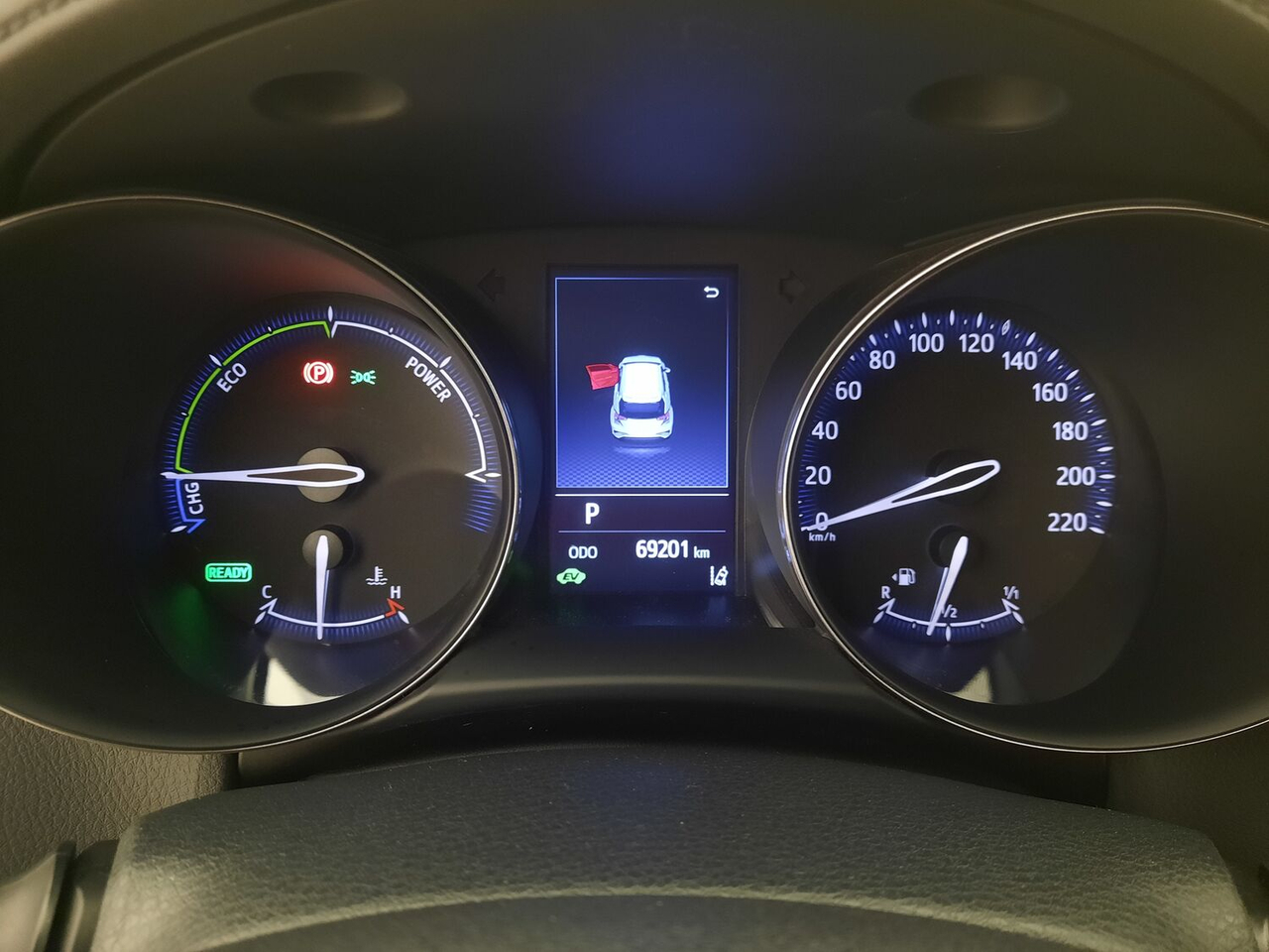 Toyota C-HR — photo 14