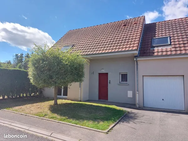 Pavillon T5 avec garage et beau jardin