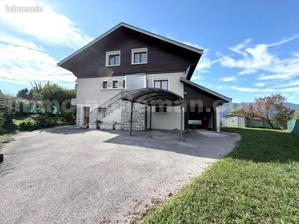 Maison 5 pièces 209 m²