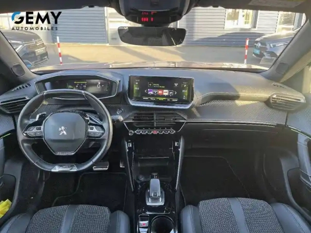 Peugeot 2008 puretech 130 s&amp;s eat8 — photo 8