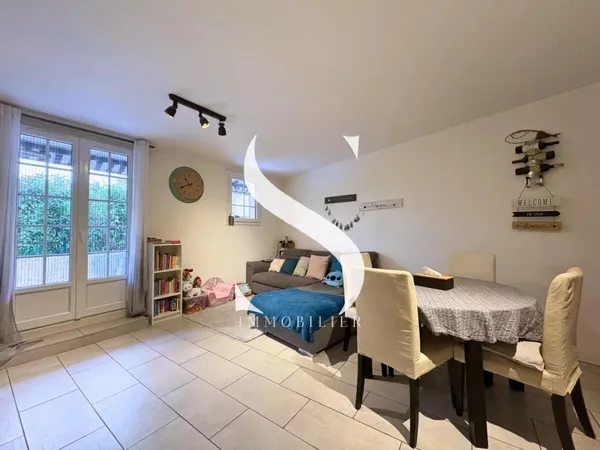 À Vallauris, appartement 4 pièces en rez-de-jardin à vendre !