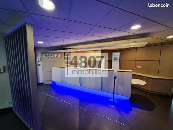 Local commercial 173 m²
