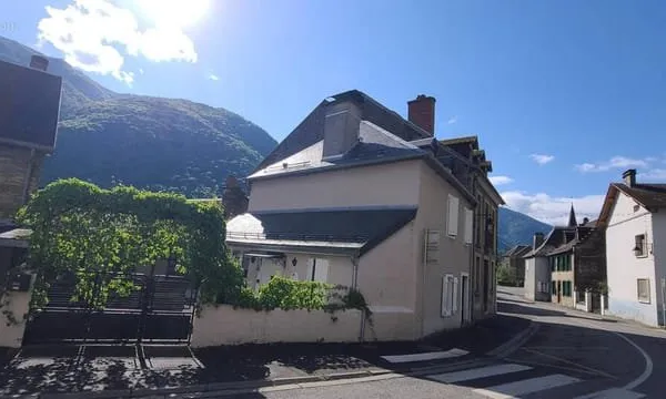 Dpt Haute Garonne 31- A vendre Antignac 31110- maison rénovée de 90 m2 totalement meublée