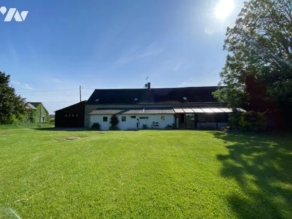 Maison 5 pièces 275 m²