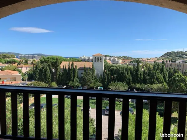 Studio-terrasse + parking
