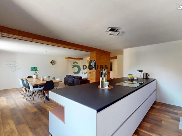 Appartement 4 pièces 107 m²