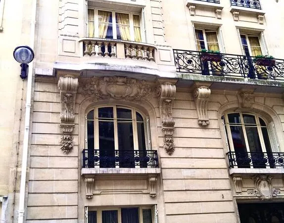 Studio 1 pièce 16 m²