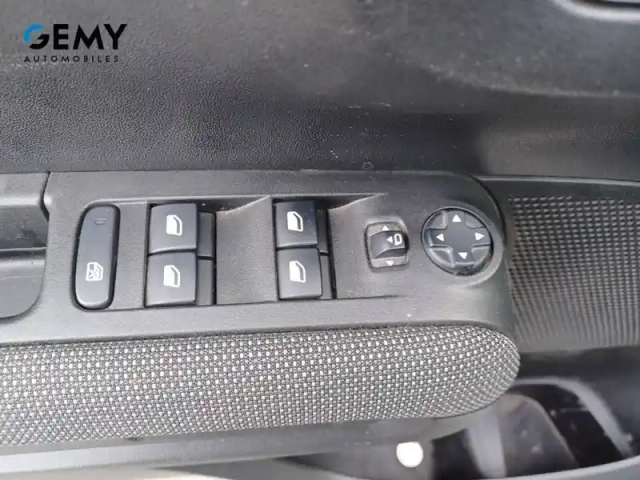 Citroën C3 Aircross puretech 130 s&amp;s eat6 — photo 13