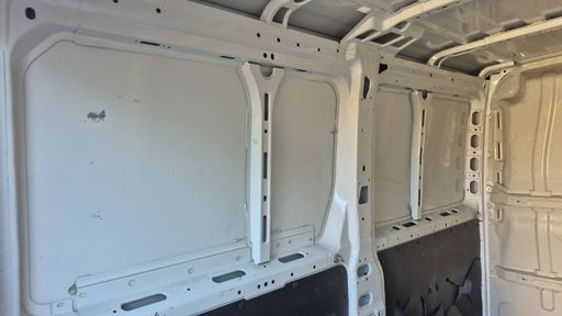 Peugeot Boxer L1H1 2.2 HDI 110 - Confort – 2015 – 24255 km – Diesel – Boîte Manuelle — photo 42