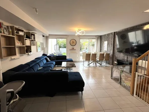 Maison 7 pièces 135 m²