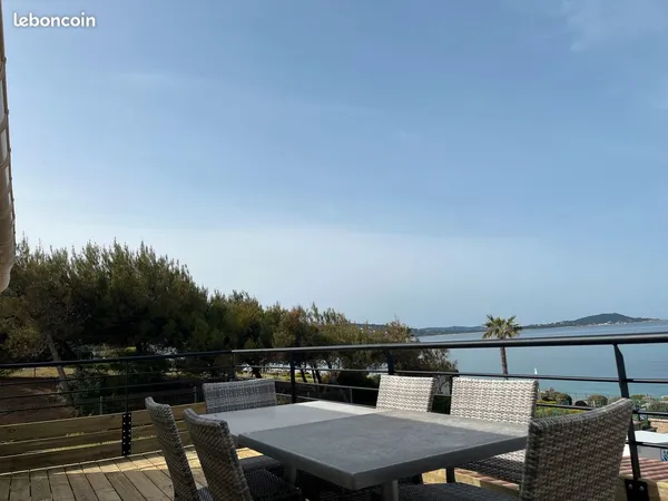 T3 hiver Agosta plage vue mer