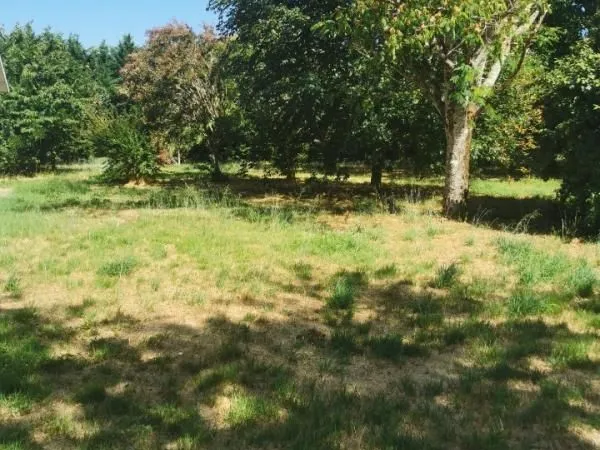 Terrain 675 m² Roaillan