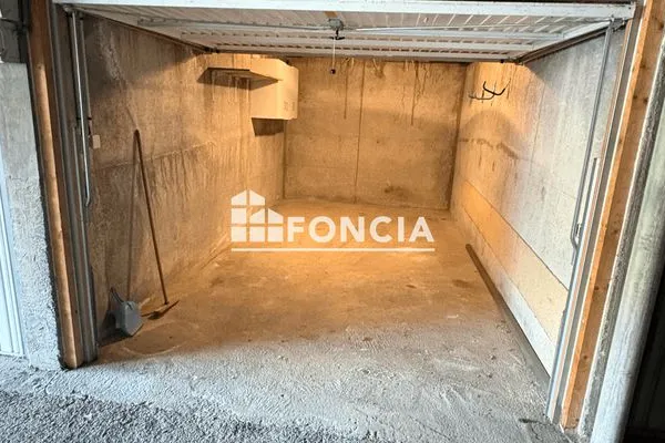 Garage et parking Location Gap 70€