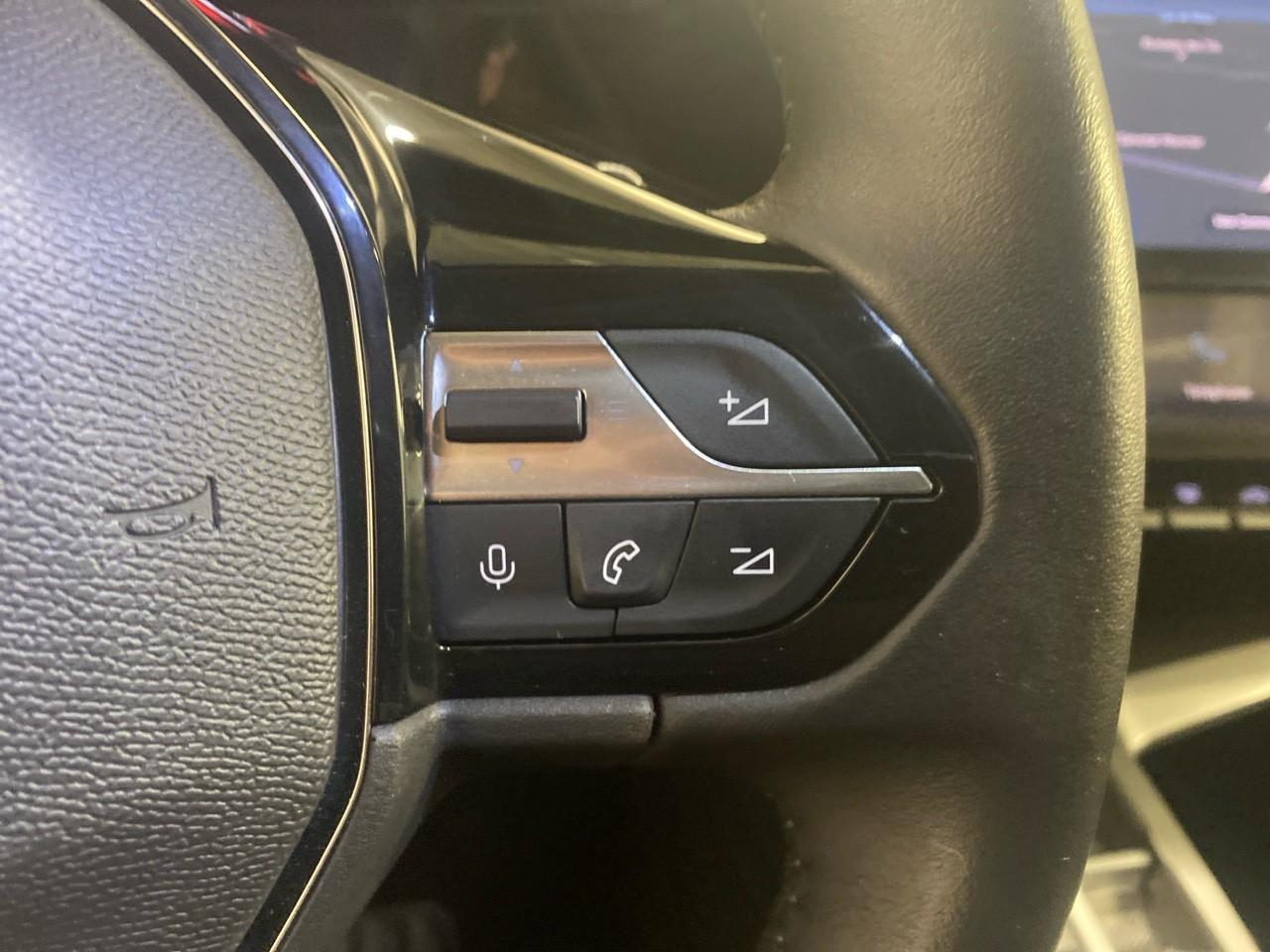 Peugeot 308 sw bluehdi 130ch s&s eat8 allure pack — photo 18