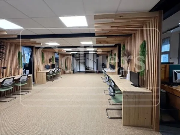 Bureaux 252 m²