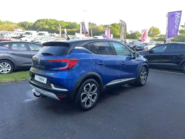Renault Captur e-tech 145 - 21 — photo 5