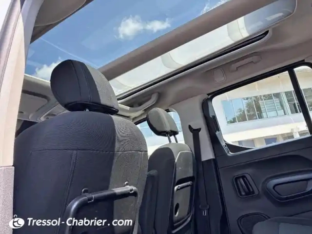 Peugeot Rifter standard bluehdi 100 bvm5 allure — photo 21