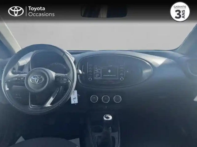 Toyota Aygo X 1.0 vvt-i 72ch dynamic — photo 8
