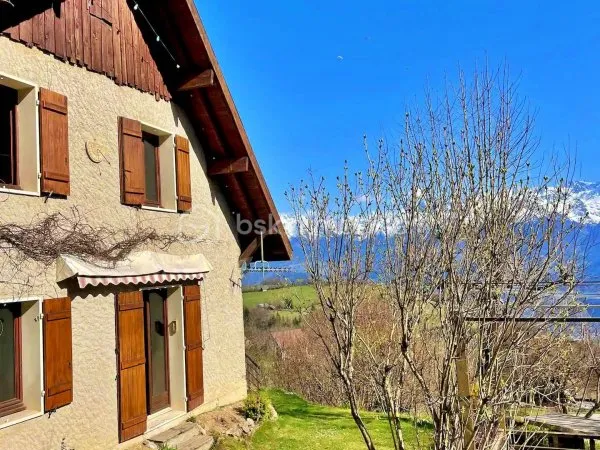 Maison 6 pièces 138 m²
