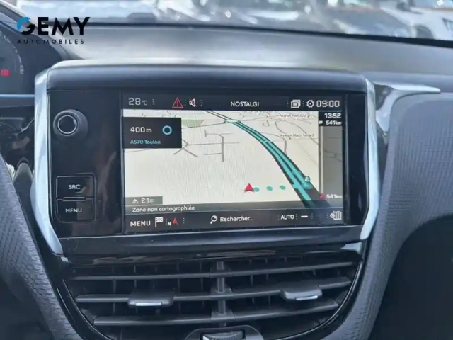 Peugeot 2008 puretech 110ch s&amp;s bvm6 — photo 18