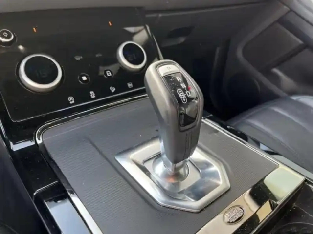 Land Rover Range Rover evoque 1.5 p300e 309ch r-dynamic se awd bva mark iii — photo 12