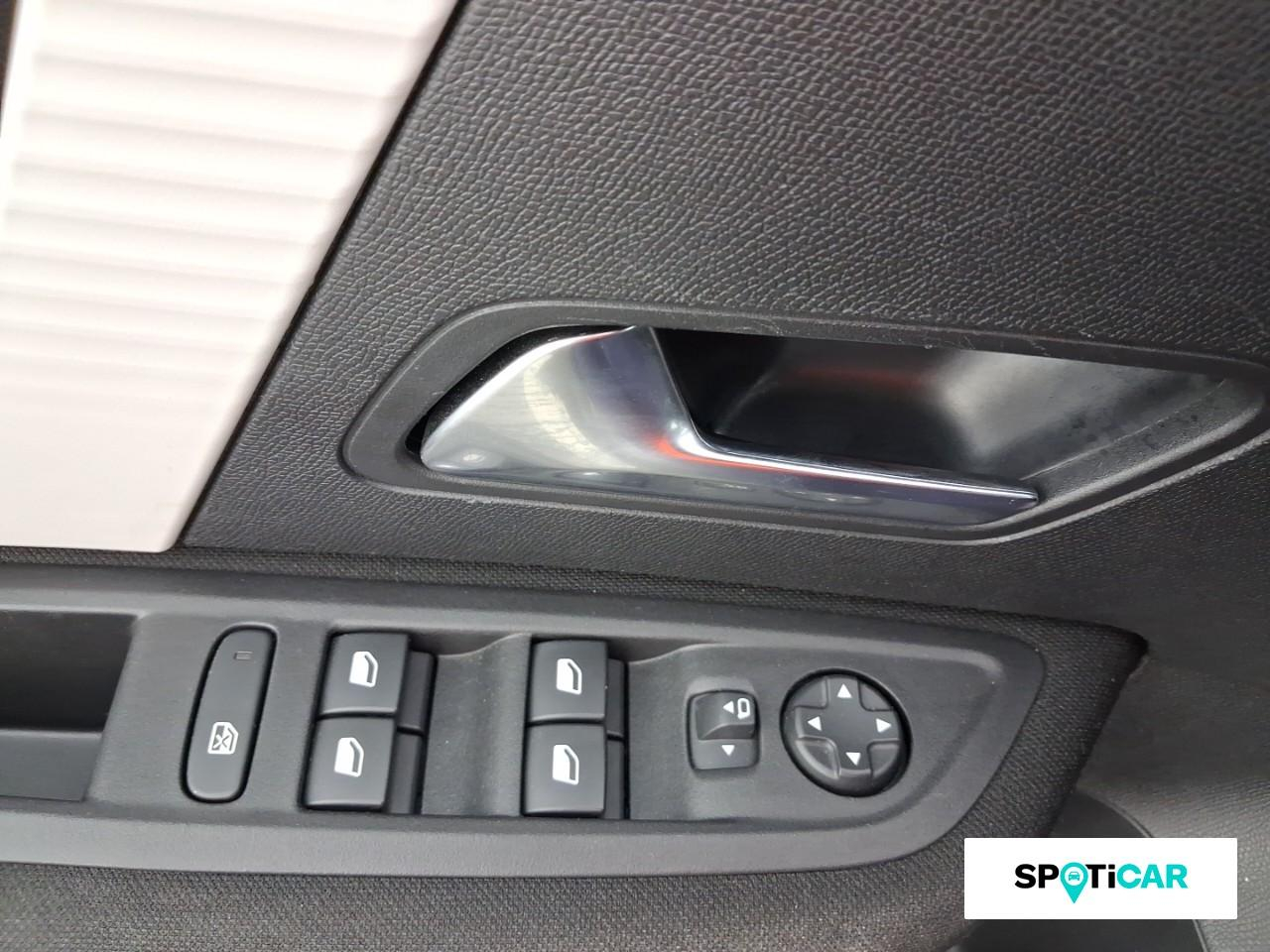 Citroën C4 1.2 hybride 145ch plus e-dcs6 — photo 18