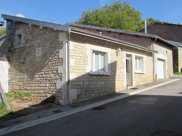 Maison de village en pierre FONTAINES SUR MARNE