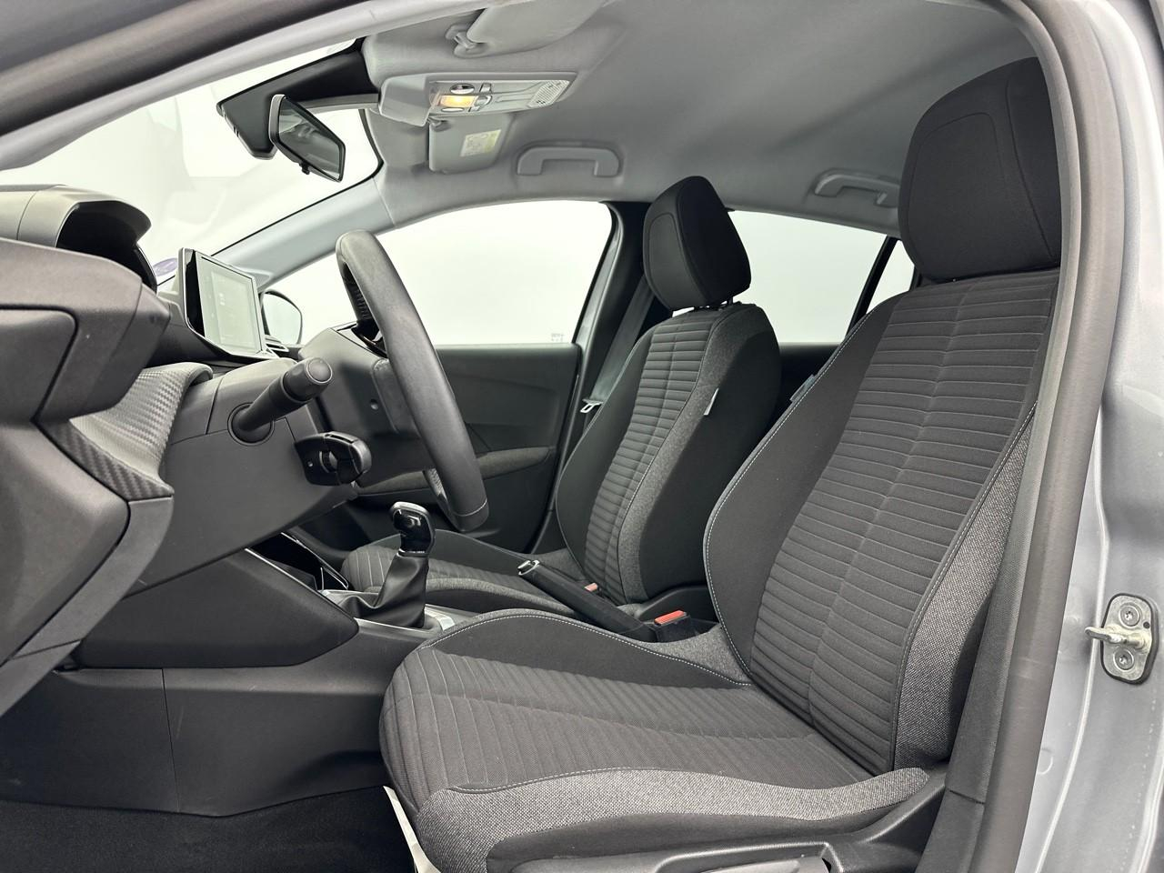 Peugeot 208 puretech 75 s&s bvm5 style — photo 9