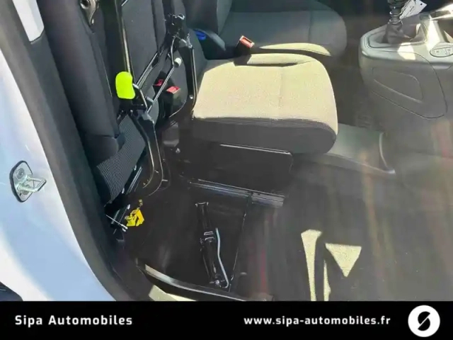 Opel Combo cargo m charge utile majoree diesel 100 ch manuelle — photo 23