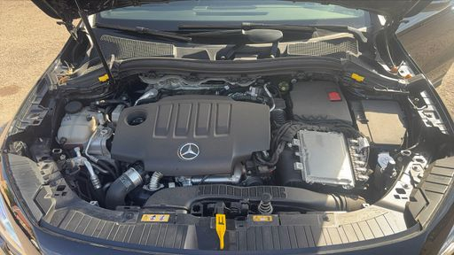 Mercedes Classe GLA 200 d 150 8G-DCT - AMG Line – 2022 – 89814 km – Diesel – Boîte Automatique — photo 27